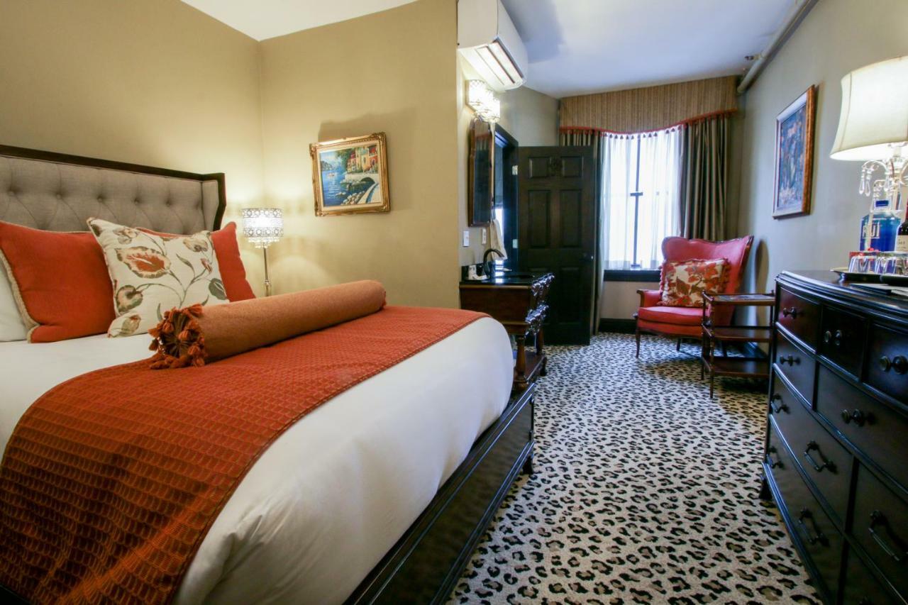 The Detroit Club Hotel Bagian luar foto